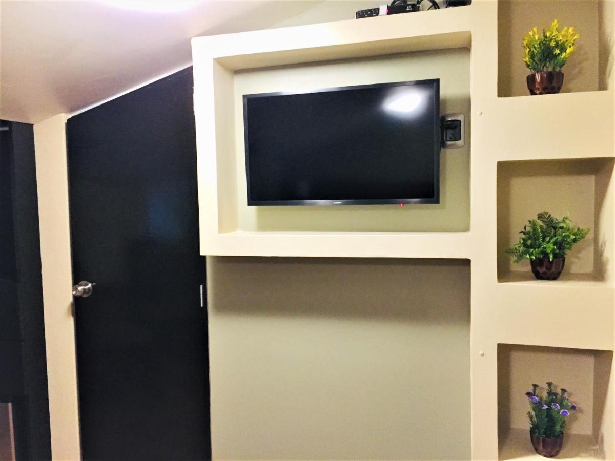 Hostal Carlos Tenaud Lima Zewnętrze zdjęcie