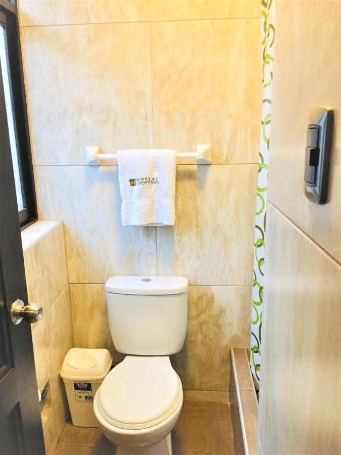 Hostal Carlos Tenaud Lima Zewnętrze zdjęcie