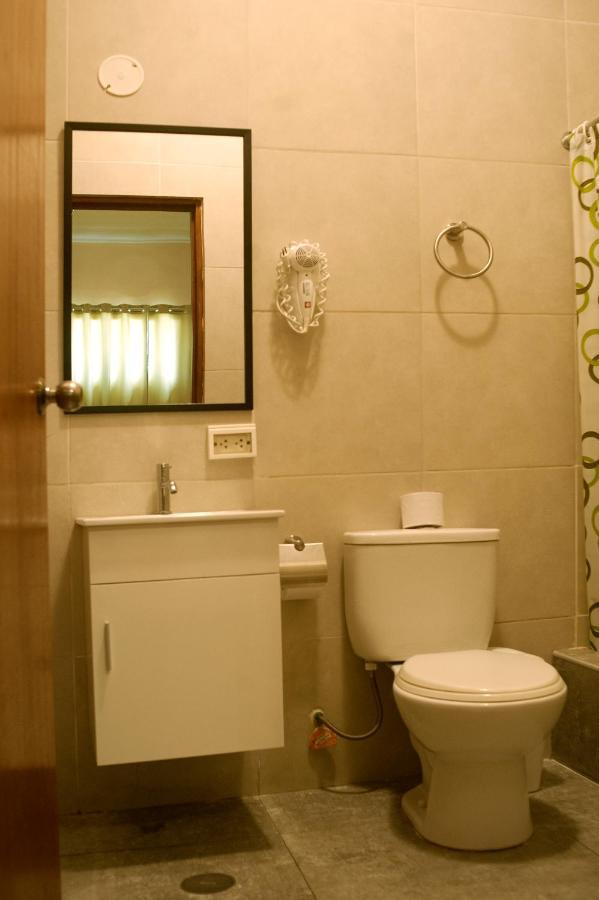 Hostal Carlos Tenaud Lima Zewnętrze zdjęcie