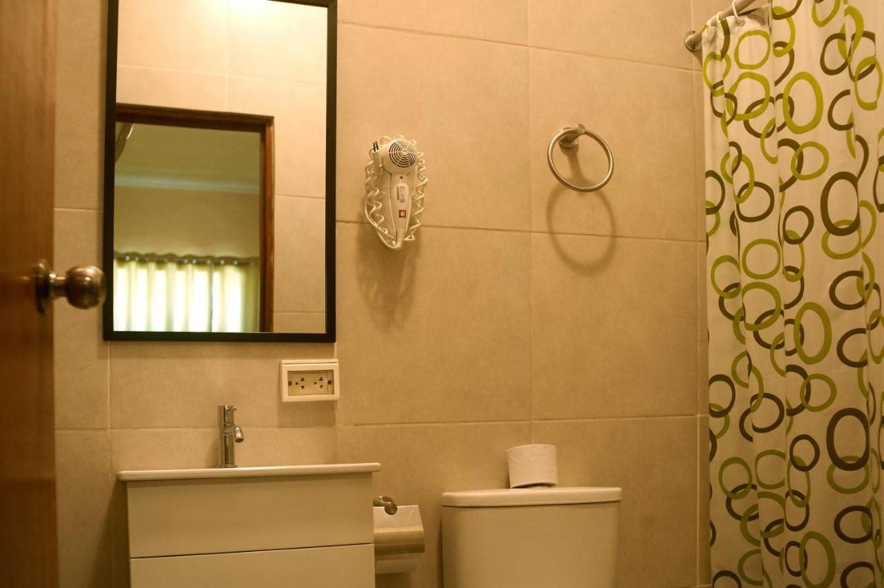Hostal Carlos Tenaud Lima Zewnętrze zdjęcie